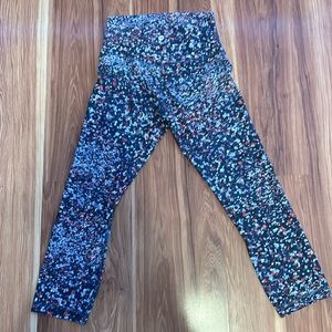 Lululemon navy blue cropped leggings high rise “17